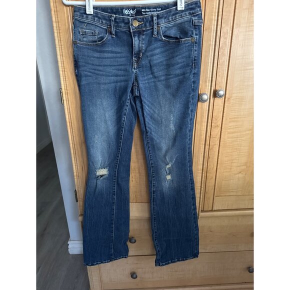 Mossimo Denim Mid-Rise Skinny Bootcut Jeans Size M / 28” Inseam - Picture 2 of 7